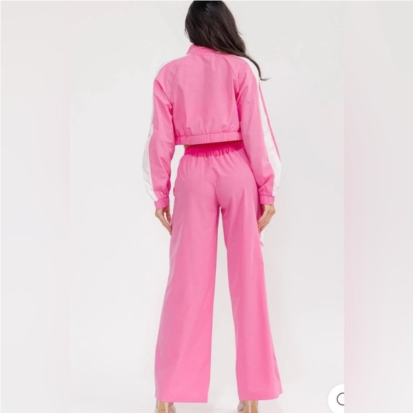 Hot & Delicious Pink/White Jogging Suit (SET)Crop Top/Wide Leg - Picture 2 of 3